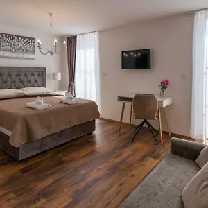 3* Vendégház Sobe 